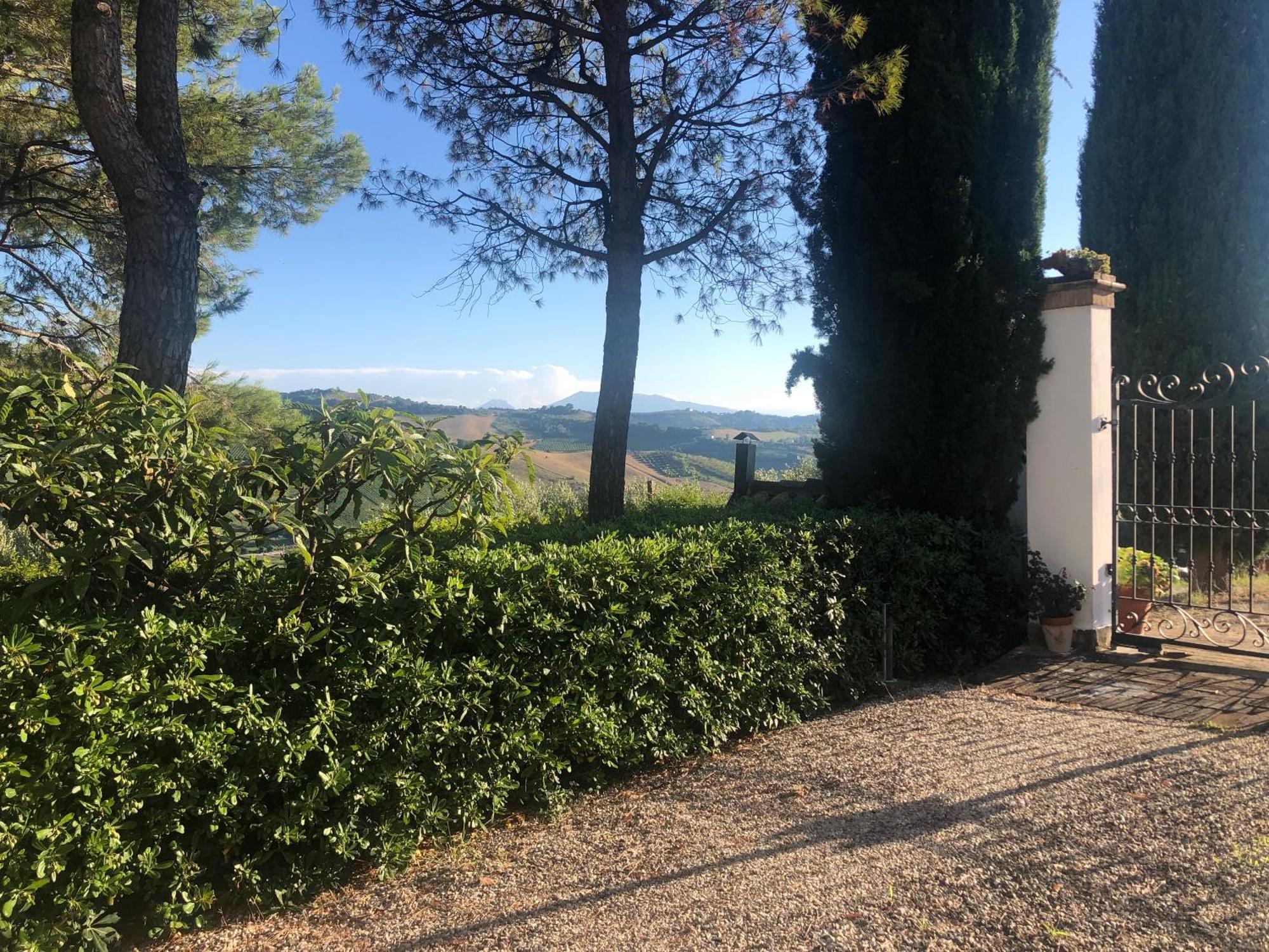 Casa Vacanze Cristina - Holiday House Apartment Ripatransone Exterior photo